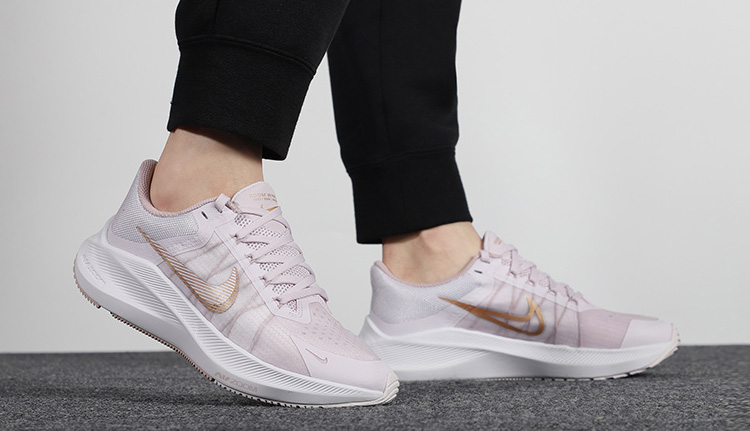 質(zhì)量好的運(yùn)動(dòng)鞋面網(wǎng)布有什么講究